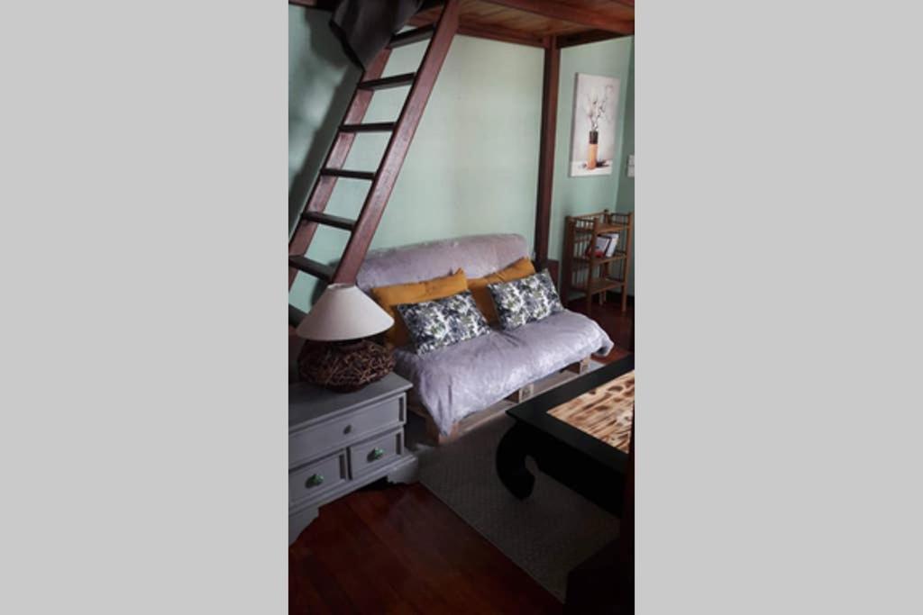 Joli Petit Loft Dans Echoppe Pierre Centre-Ville Бордо Екстериор снимка