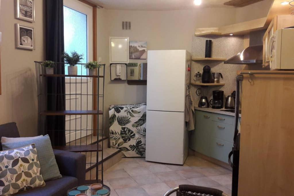 Joli Petit Loft Dans Echoppe Pierre Centre-Ville Бордо Екстериор снимка