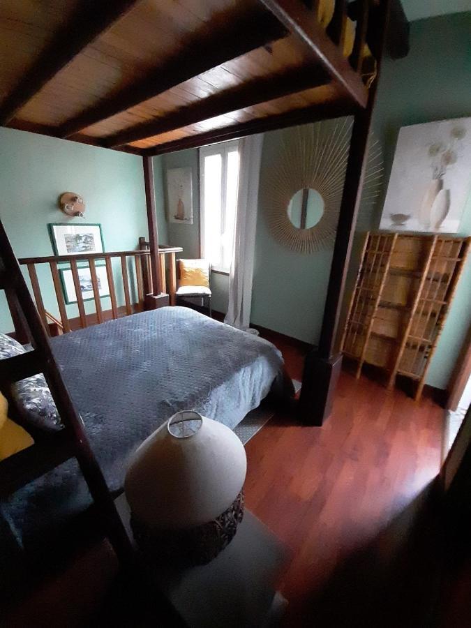 Joli Petit Loft Dans Echoppe Pierre Centre-Ville Бордо Екстериор снимка