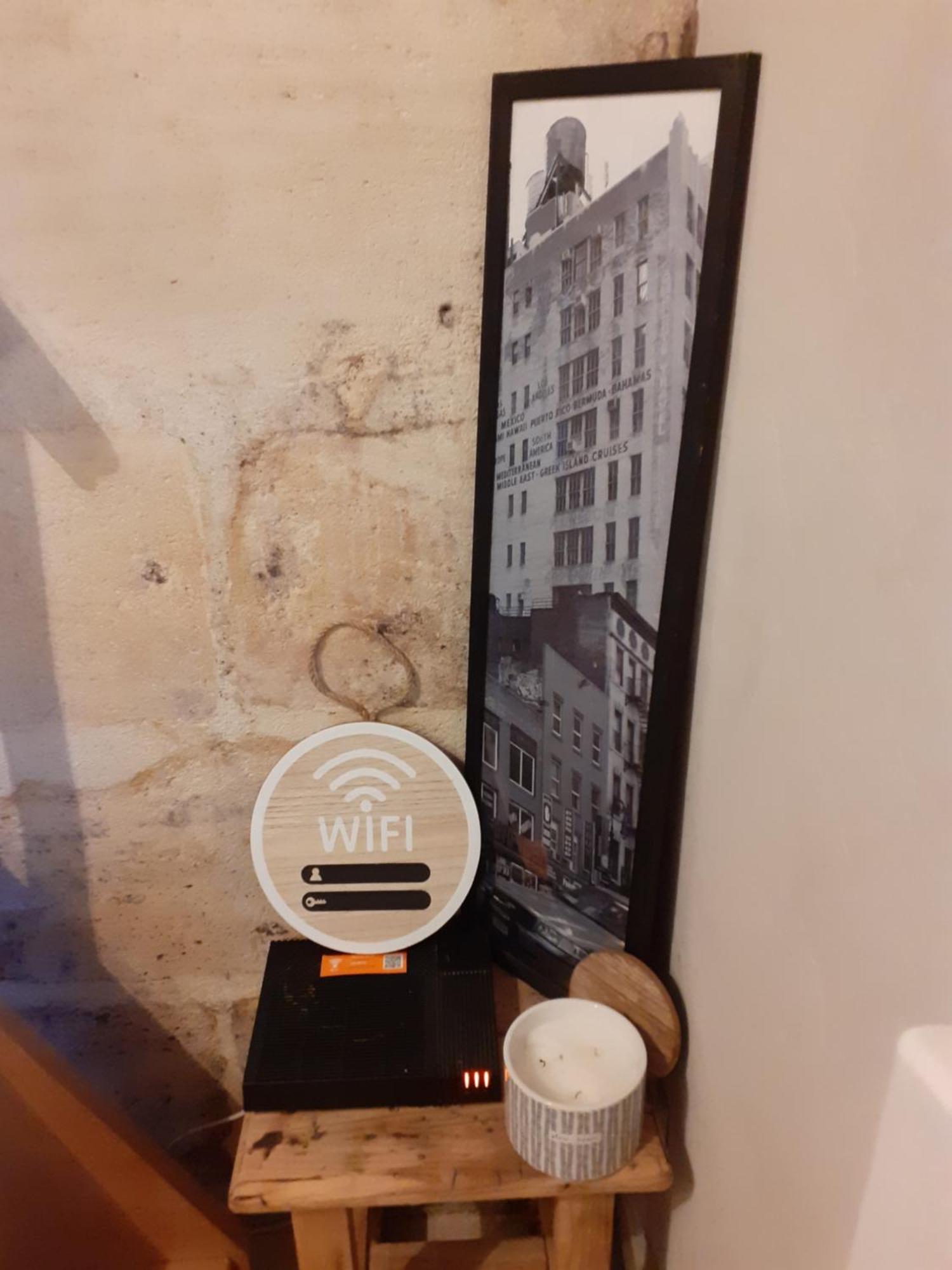 Joli Petit Loft Dans Echoppe Pierre Centre-Ville Бордо Екстериор снимка